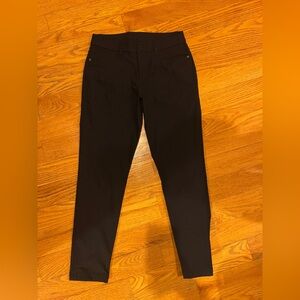 ⭐️lululemon athletica women’s  Black Slim Performance Pants